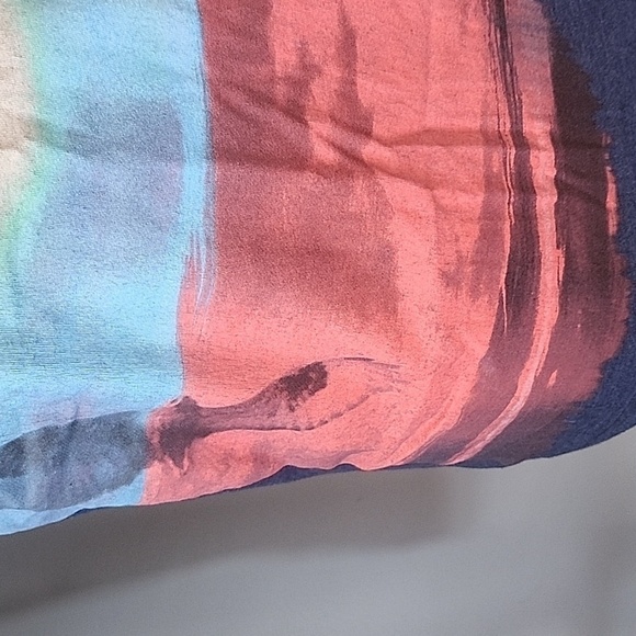 American Eagle navy blue short sleeve tee with multicolored graphics - Picture 6 of 12